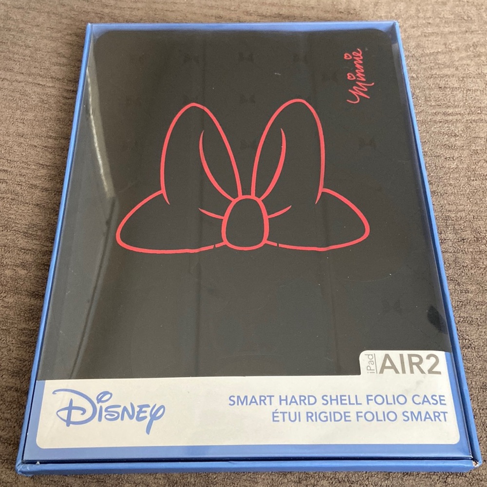 NEW in package Disney Minnie Mouse iPad AIR2 smart hard shell folio case RARE